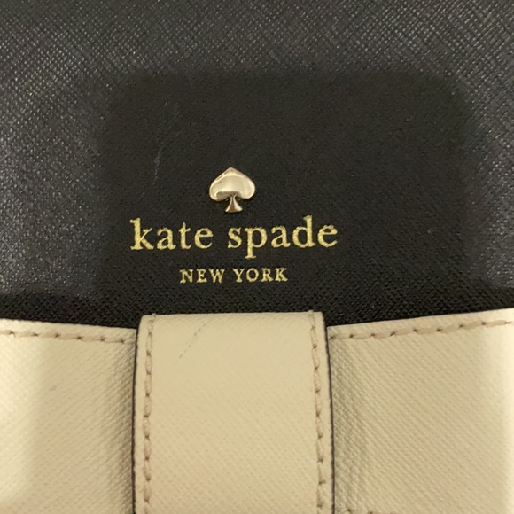 Women’s kate spade handbag! - Picture 3 of 8